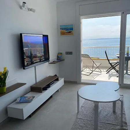 Superbe Premiere Ligne Avec Piscine